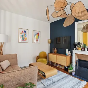 Апартаменты Evasion Parisienne Rue Saint Maur By Weekome, Париж
